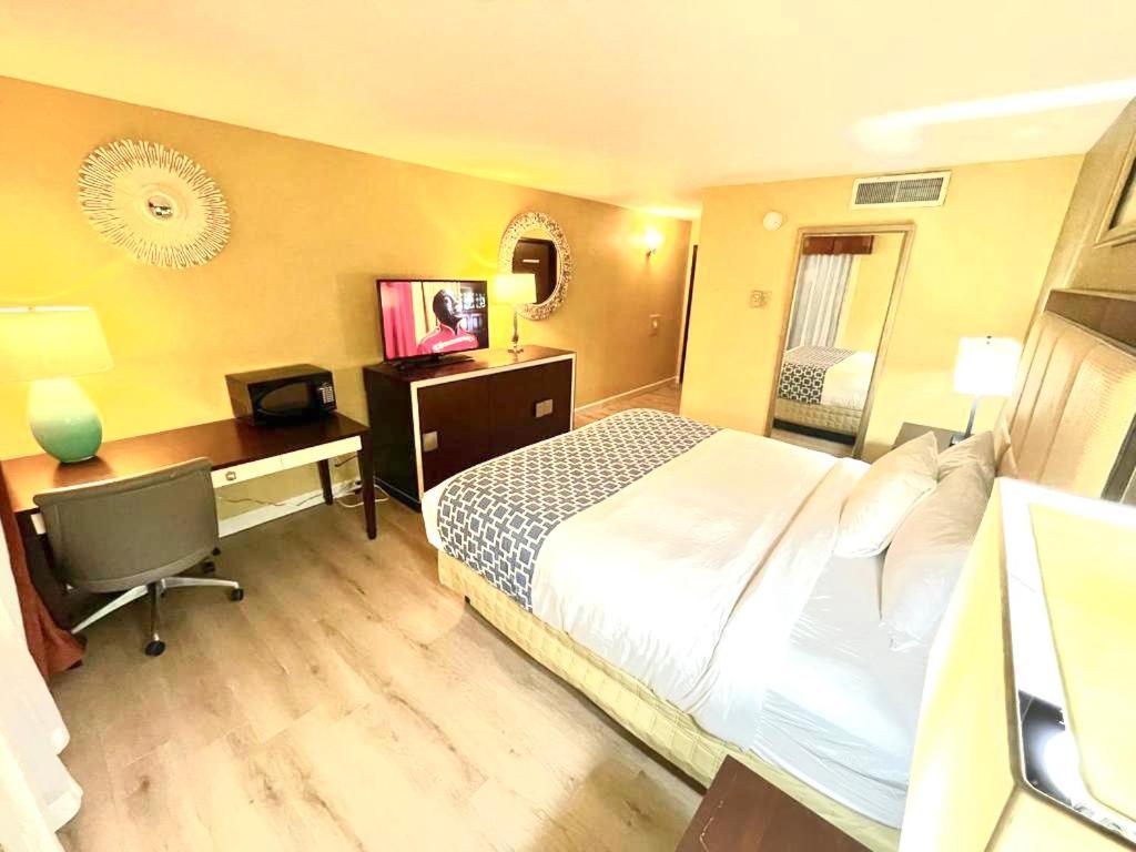 Hutchi Bell Hotel South Hutchinson Buitenkant foto